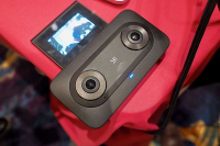 Yi Horizon VR180: handycam ấn tượng, quay video, livestream VR 180°, độ phân giải 5,7K