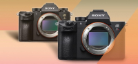 Những điểm mới của Sony Alpha A7r III so với A7r II và A9: Nâng cấp đáng giá sản phẩm mới