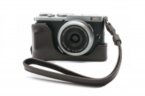 Half-case cho máy ảnh Fujifilm X70
