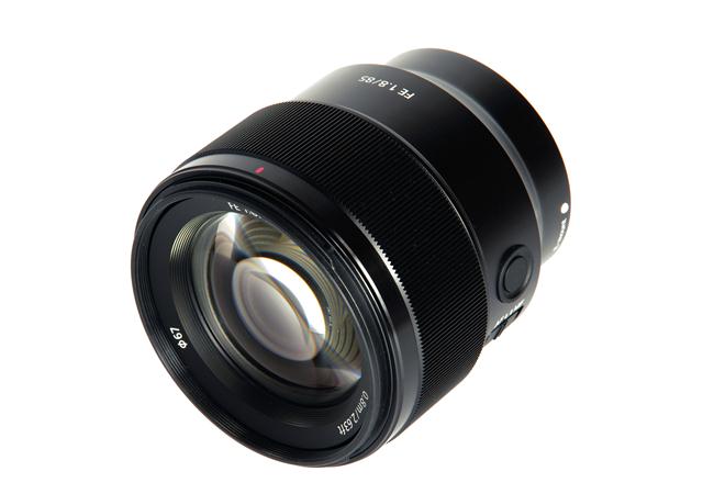 Ống K&iacute;nh Sony FE 85mm F1.8 (SEL85F18) FULL FRAME