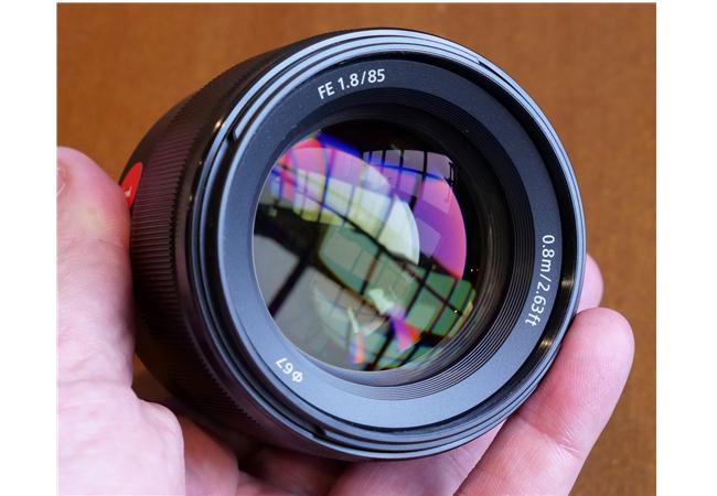 Ống K&iacute;nh Sony FE 85mm F1.8 (SEL85F18) FULL FRAME