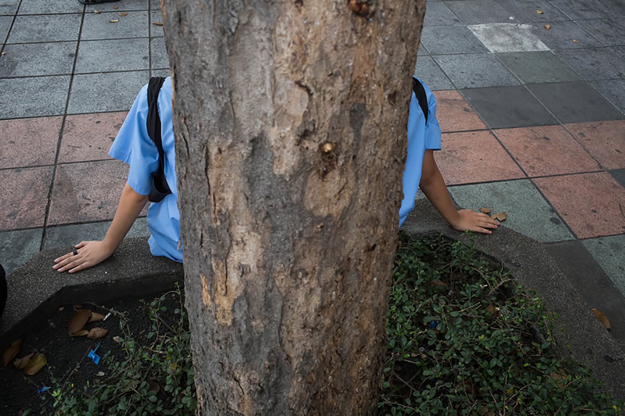 Đang tải street_photography_art_of_composition_pt7_129.jpg&hellip;