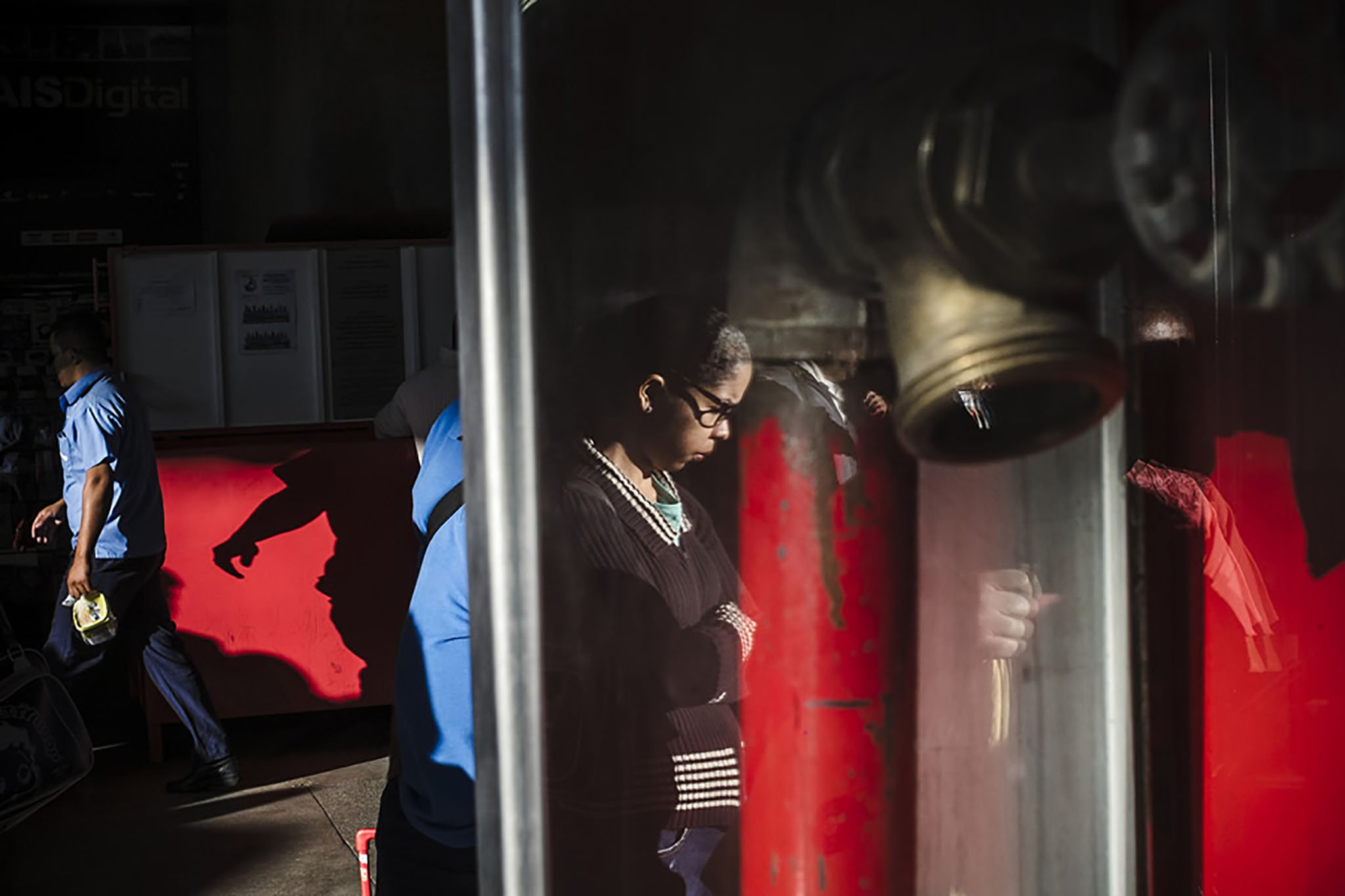 Đang tải street_photography_art_of_composition_pt7_134.jpg&hellip;