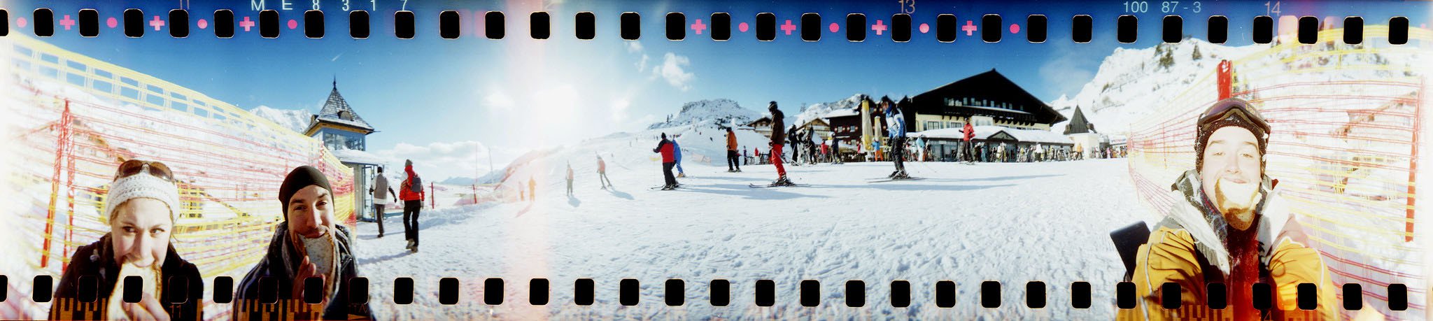 Đang tải 00011spinner-360-may-anh-film-lomography.jpg&hellip;