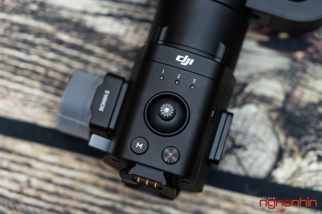 Mở hộp gimbal chống rung cho máy ảnh DJI Ronin S ảnh 8
