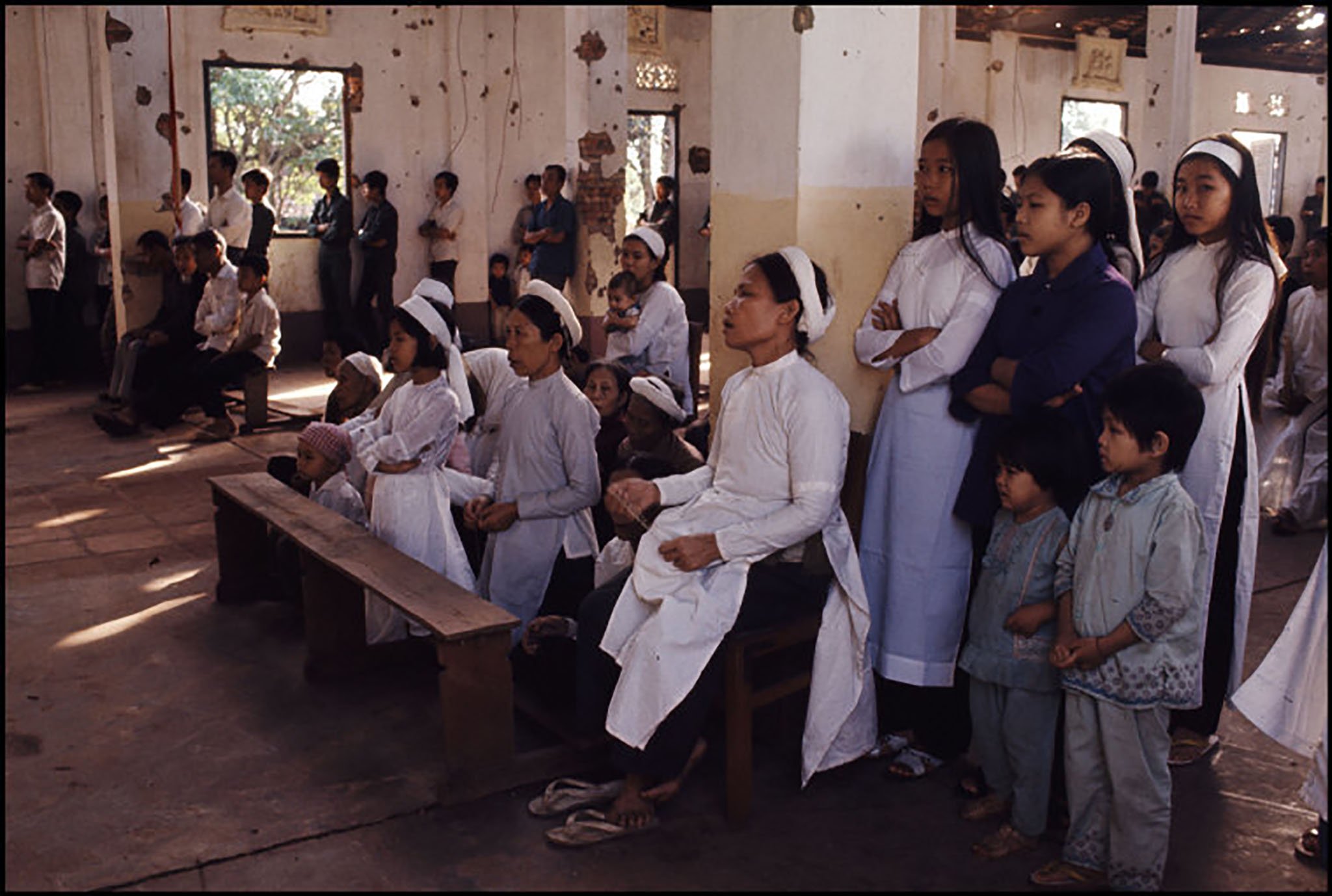 Đang tải 00003bruno-barbey-vietnam-war-chien-trang-an-loc.jpg&hellip;