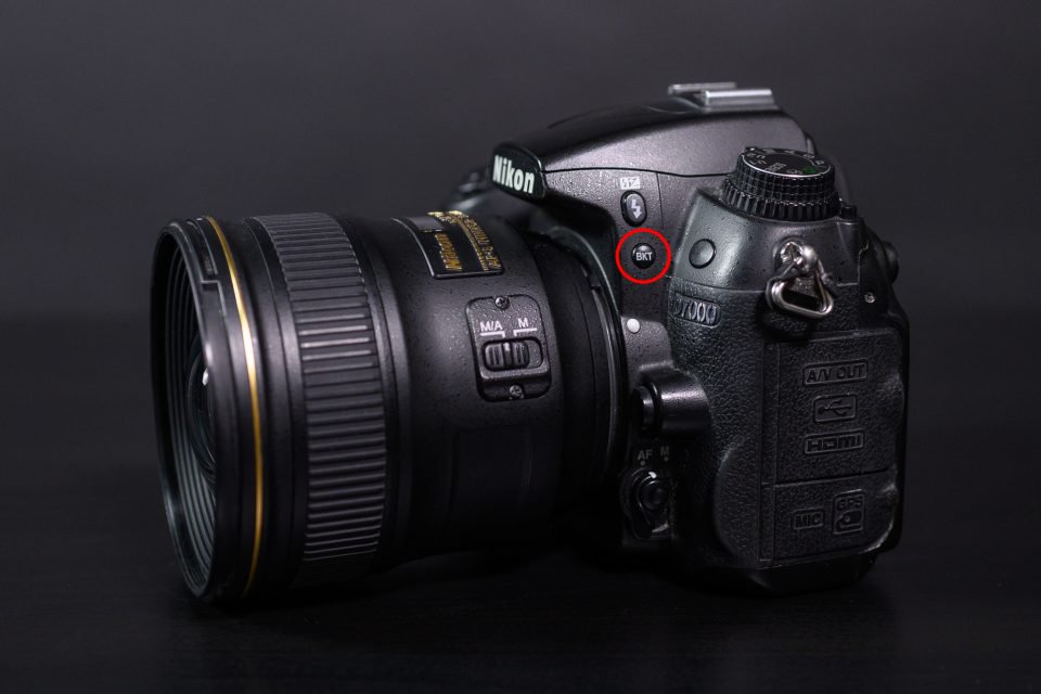 Đang tải Bracketing-Button-on-Nikon-D7000-960x640.jpg&hellip;