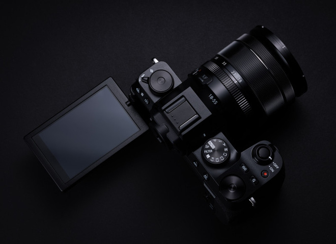 Fujifilm công bố máy ảnh X-S10: Nhỏ nhắn, vừa túi tiền, đủ tính năng - Ảnh 3. Fujifilm công bố máy ảnh X-S10: Nhỏ nhắn, vừa túi tiền, đủ tính năng - Ảnh 3.