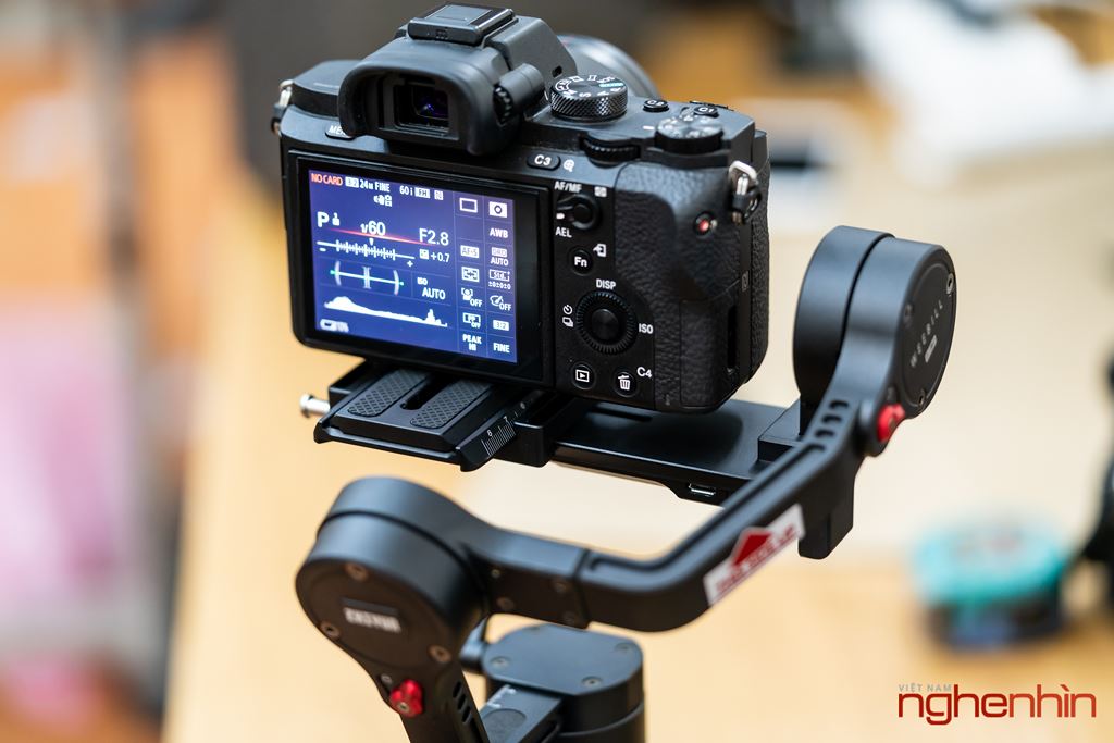 Mở hộp gimbal chống rung Zhiyun Weebill Lab: thiết kế và cách dùng độc đáo ảnh 14