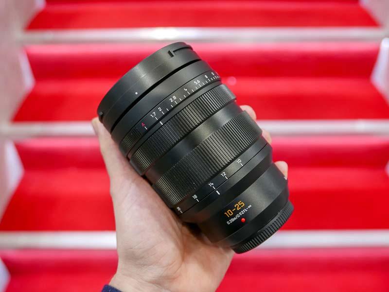 Đang tải Panasonic-Leica-DG-Vario-Summilux-10-25-mm-f1.7-MFT-lens-8.jpg&hellip;
