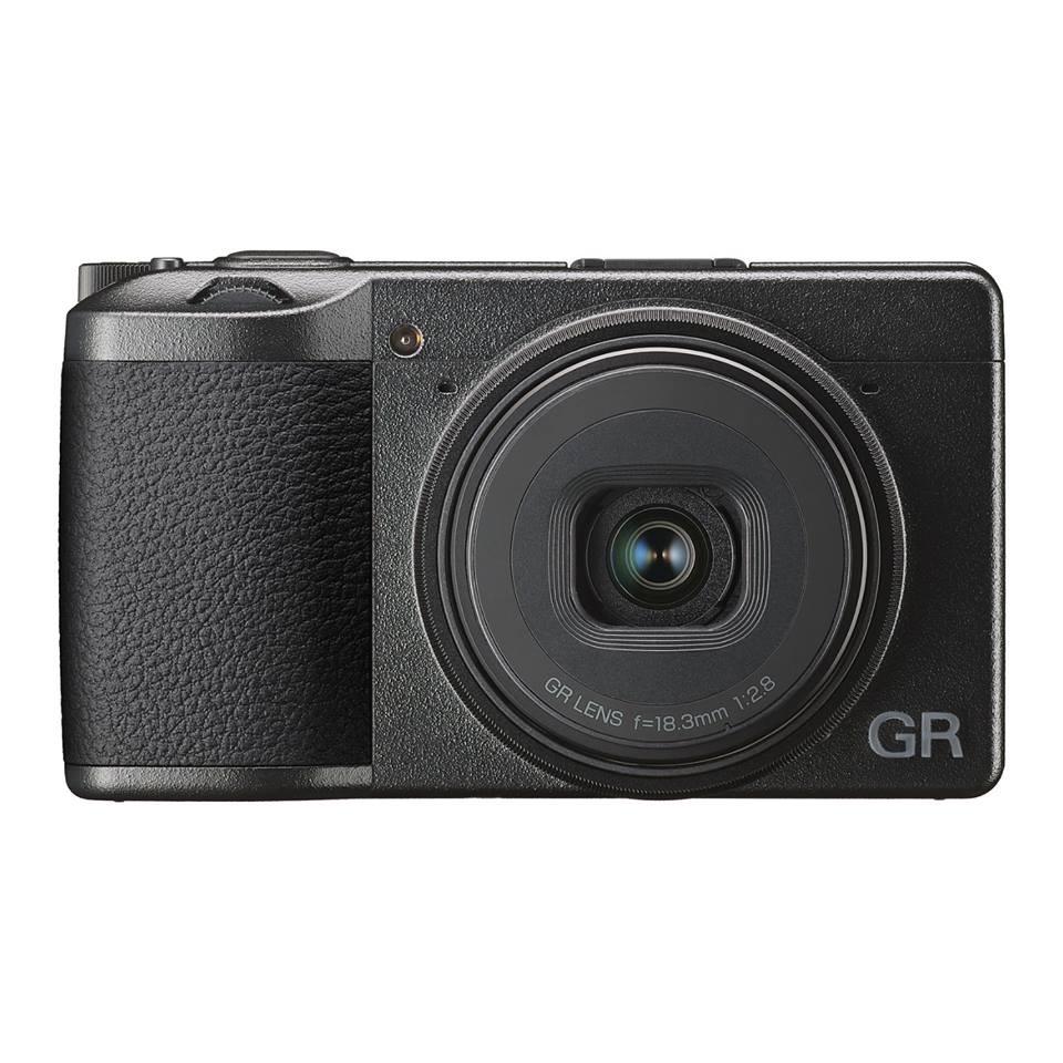 Đang tải Ricoh GR III -17.jpg&hellip;