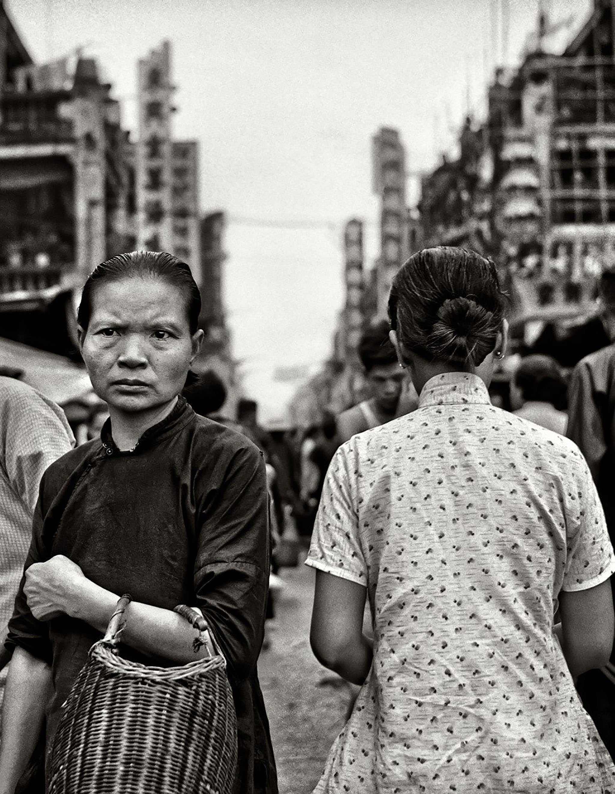 Đang tải 00001Fan-Ho-Portrait-HongKong.jpg&hellip;