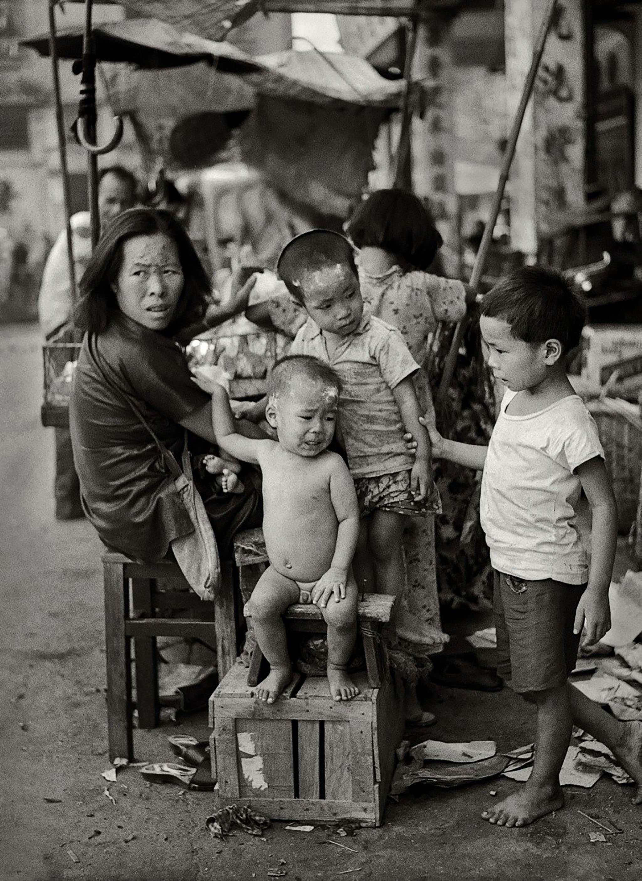 Đang tải 00003Fan-Ho-Portrait-HongKong.jpg&hellip;
