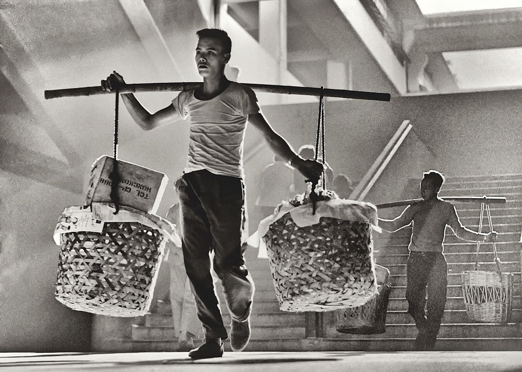Đang tải Fan-Ho-Balance穩-Hong-Kong-1950s-and-60s-courtesy-of-Blue-Lotus-Gallery.jpg&hellip;