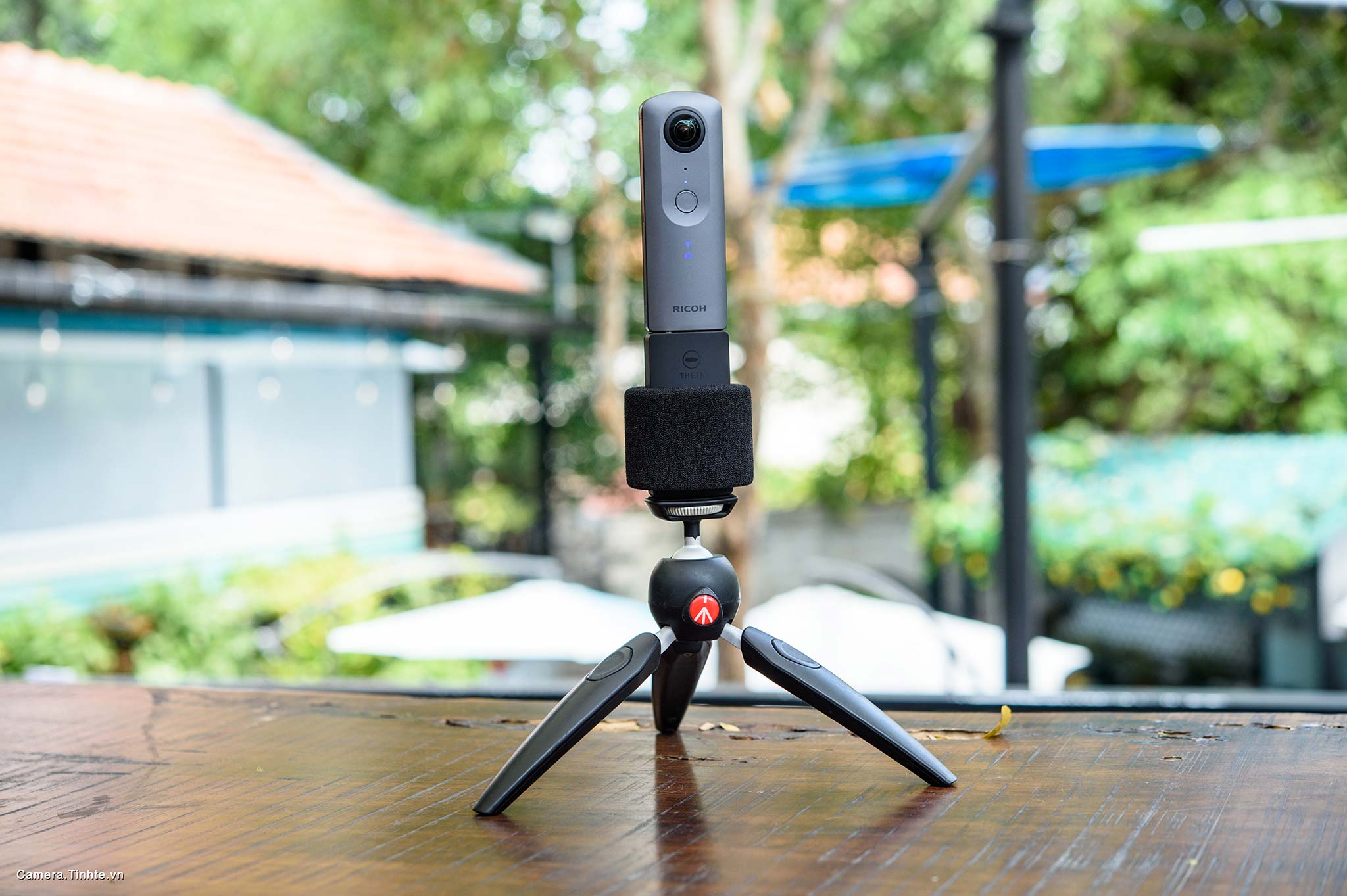 Camera.Tinhte.vn_Theta-V_LVT_9093.jpg Đang tải Camera.Tinhte.vn_Theta-V_LVT_9093.jpg…