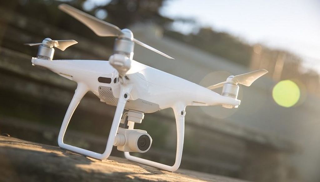 DJI ra mắt Phantom 4 Pro V2.0: bản nâng cấp nhẹ trước khi có Phantom 5 ảnh 1