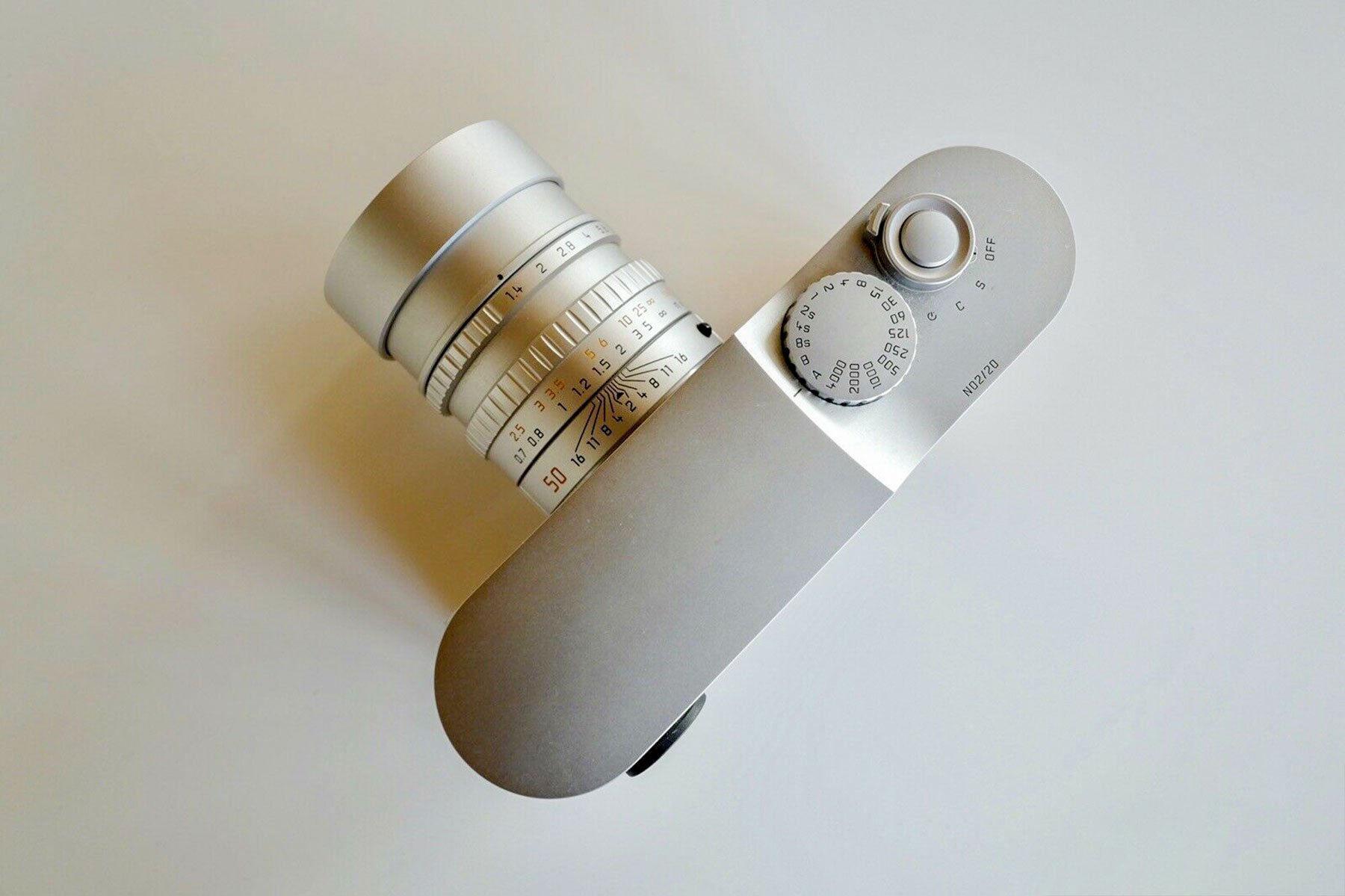 Đang tải Leica-M9-Hermes-Prototype-7.jpg&hellip;
