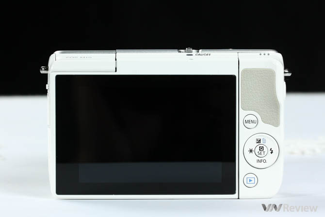 Đánh giá Canon EOS M10