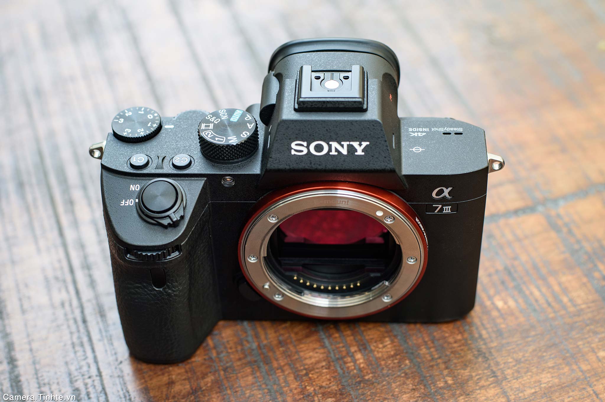 Đang tải Camera.Tinhte.vn_Sony-A7-III_NON_9639.jpg&hellip;