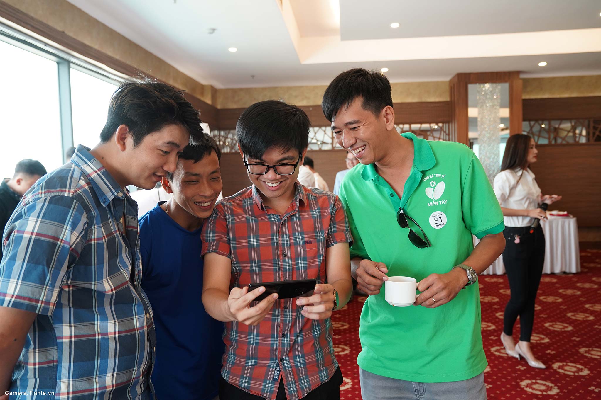 Đang tải DSC00127.jpg&hellip;
