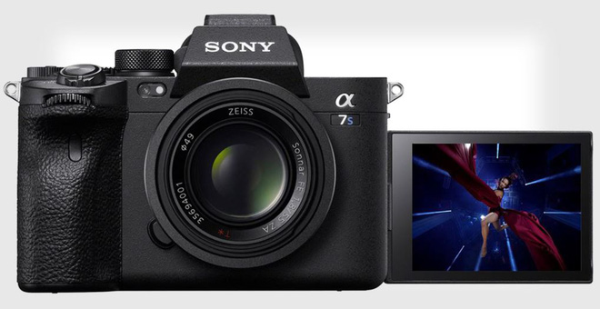 Sony công bố Mirrorless chuyên quay a7S III: Màn xoay lật, quay video 16-bit RAW, hệ thống lấy nét mới - Ảnh 1. Sony công bố Mirrorless chuyên quay a7S III: Màn xoay lật, quay video 16-bit RAW, hệ thống lấy nét mới - Ảnh 1.