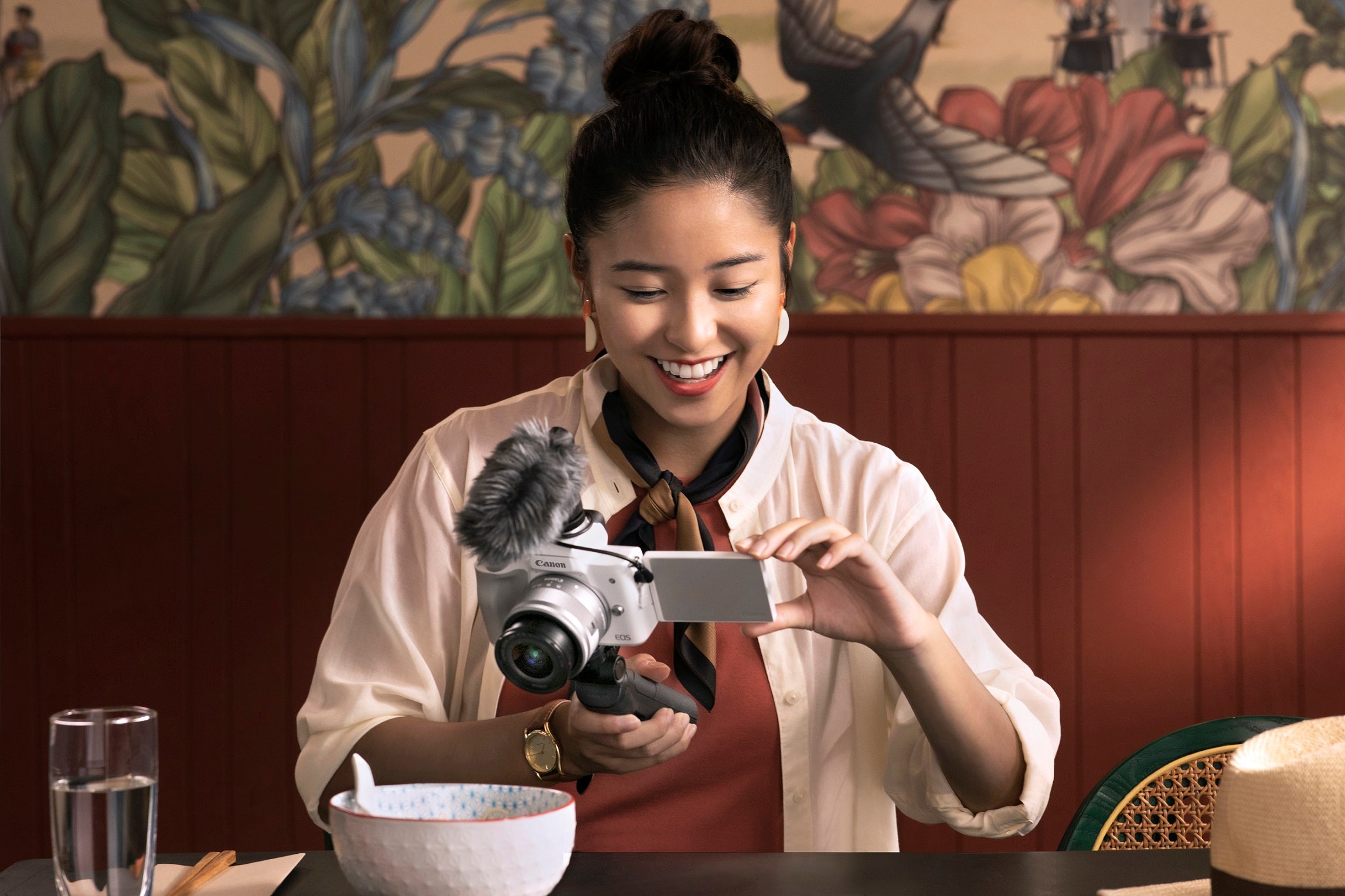 EOS M50 Mark II (2).jpg