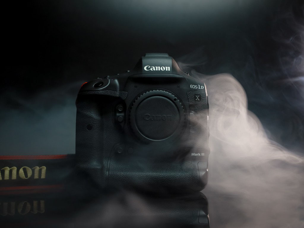 Cận cảnh Canon EOS 1DX Mark III - &ldquo;Quái vật&rdquo; của giới DSLR ảnh 4